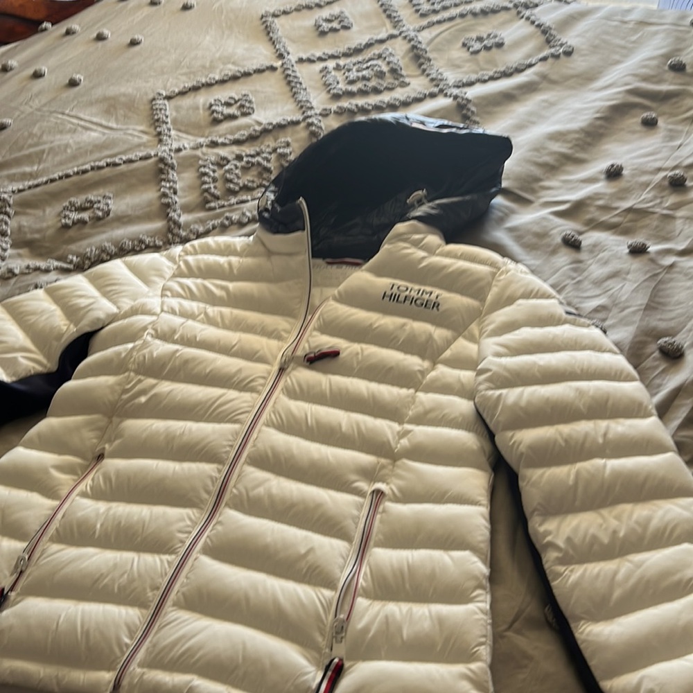 TH jacket - Picture 3 of 4